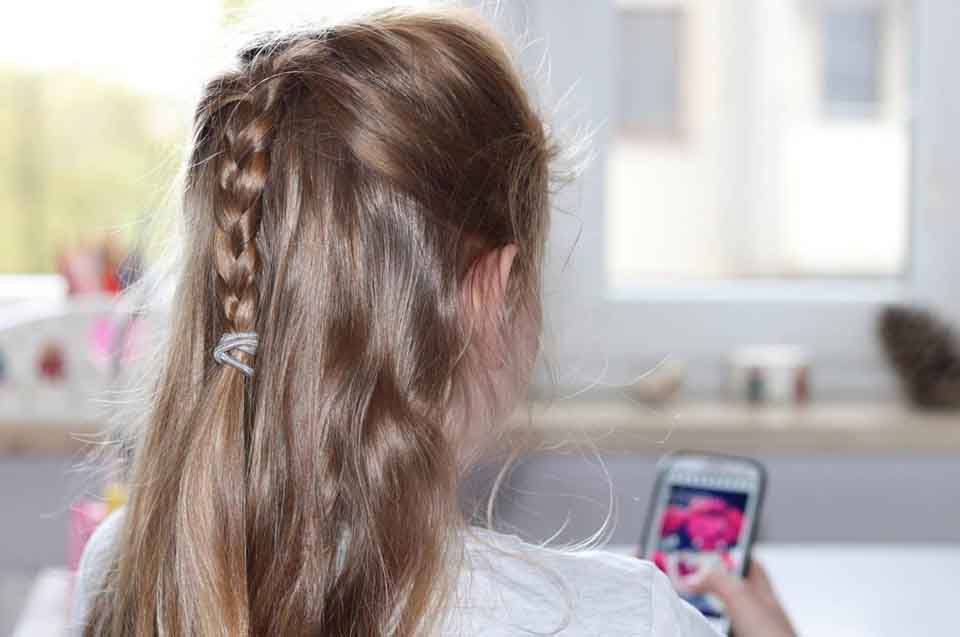 Treatment of thinning hair in teenagers